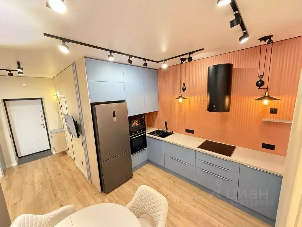 1-к кв. Омская область, Омск ул. А.Н. Кабанова, 2 (43.0 м) - Фото 1