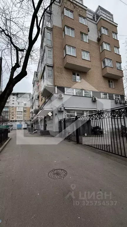 Торговая площадь в Москва пер. Старый Толмачевский, 3 (190 м) - Фото 1