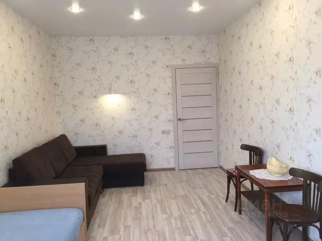1-к кв. Мурманская область, Кировск Олимпийская ул., 44 (50.0 м) - Фото 0