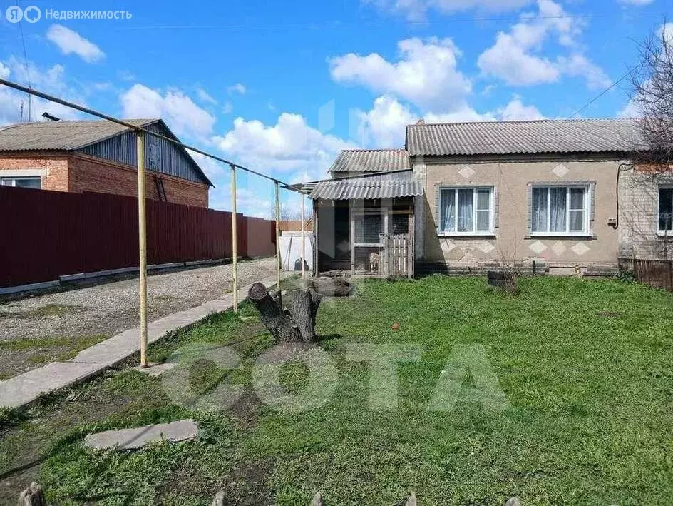 Дом в село Землянск, улица Строителей (78.8 м) - Фото 1