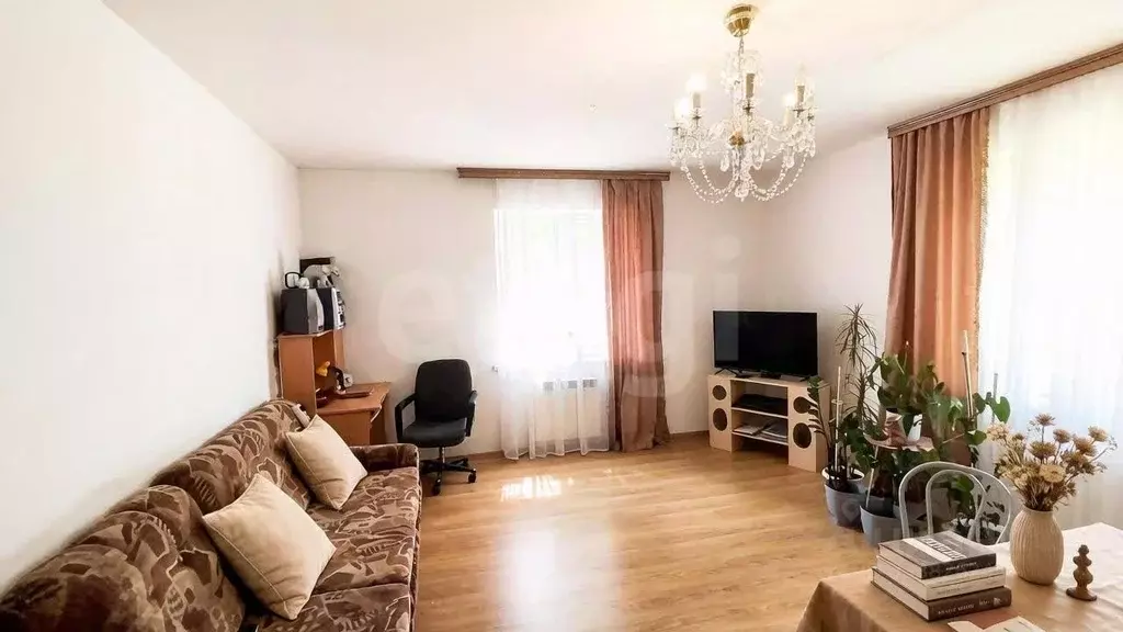Дом в Смоленская область, Смоленск Коммунальная ул., 7 (219 м) - Фото 1
