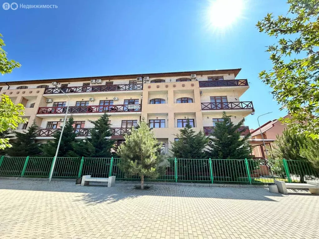2-комнатная квартира: посёлок городского типа Черноморское, Сигнальная ... - Фото 1