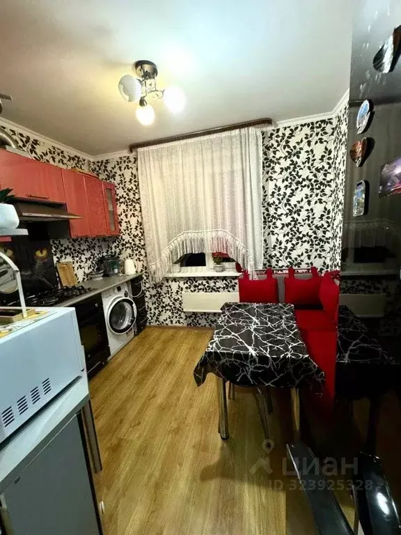 2-к кв. Орловская область, Мценск ул. Машиностроителей, 8/1 (49.4 м) - Фото 1