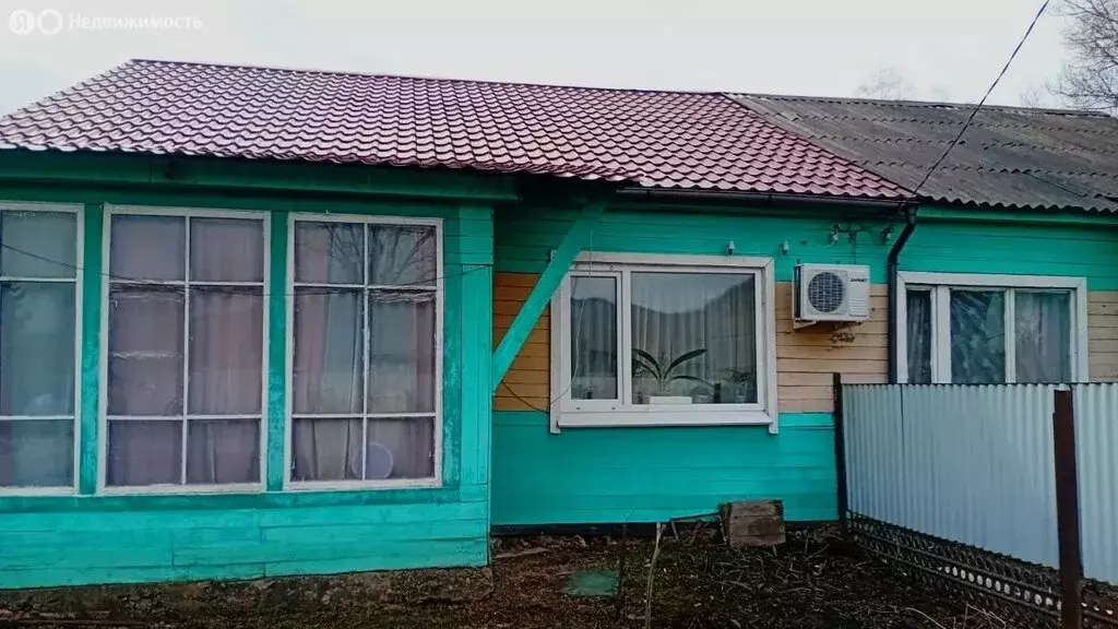 Дом в Приморский край, Чугуевский муниципальный округ, село Саратовка ... - Фото 1