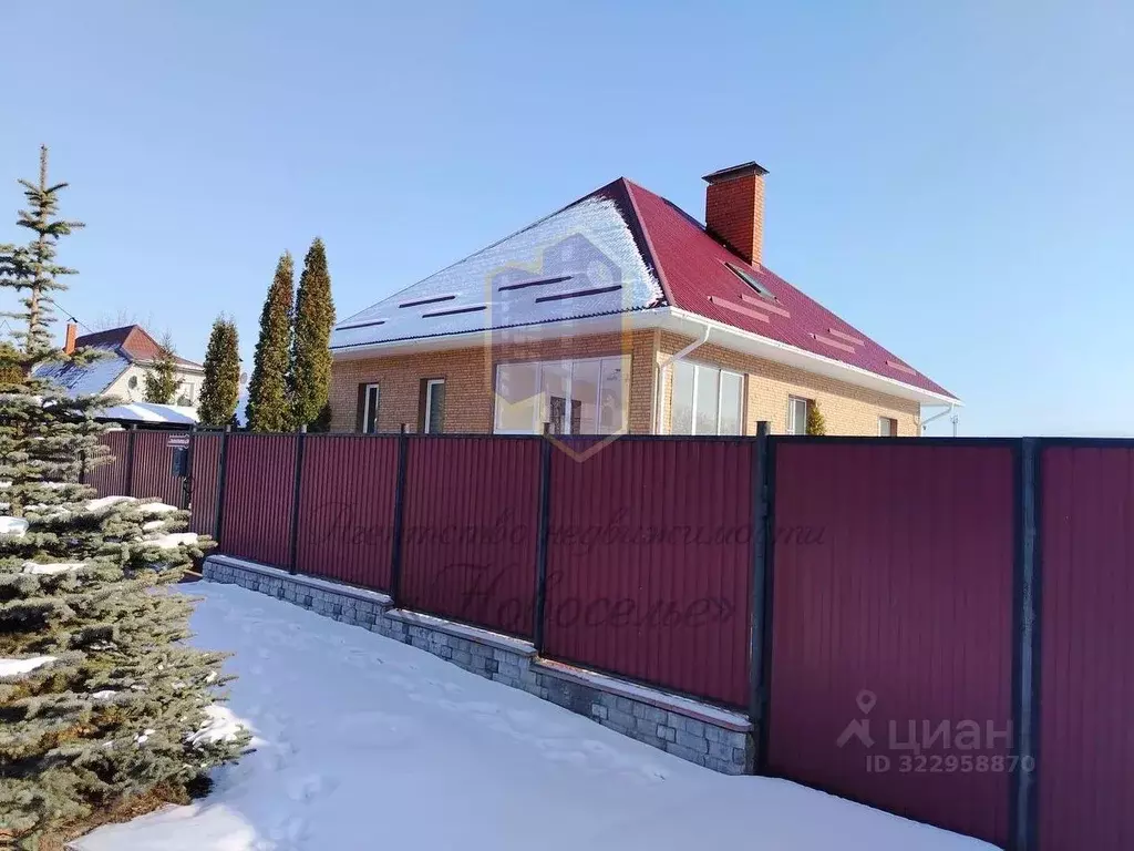 Коттедж в Белгородская область, Старый Оскол Крайняя ул. (150 м) - Фото 1