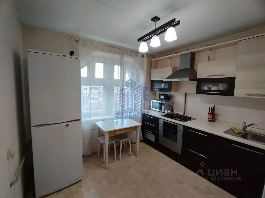 3-к кв. Чувашия, Чебоксары ул. Калинина, 101к1 (81.0 м) - Фото 1