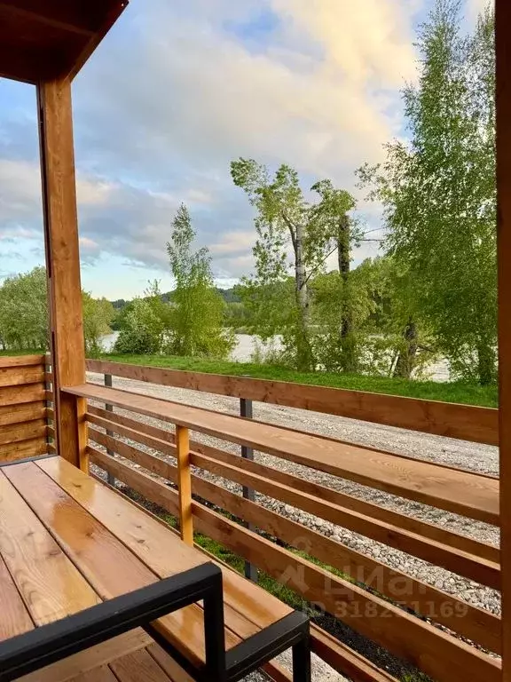 Дом в Алтай, Майминский район, пос. Дубровка ул. Сафронова, 35А (40 м) - Фото 0