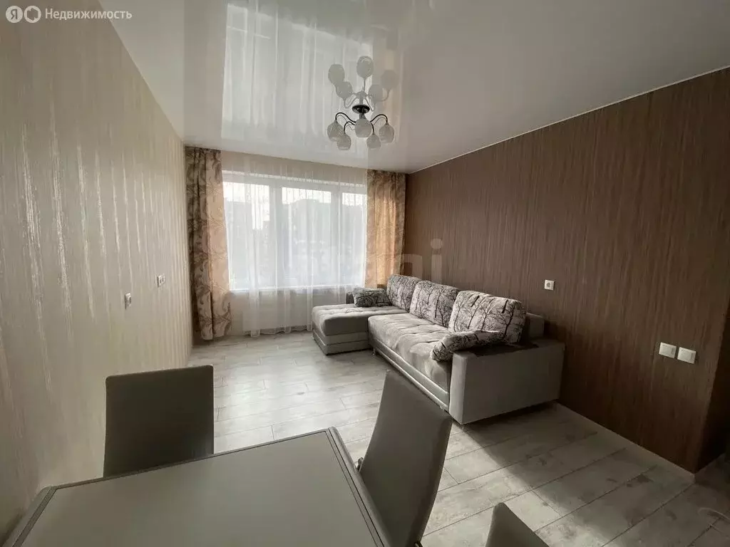 1-комнатная квартира: Тюмень, улица 50 лет Октября, 57В (41.2 м) - Фото 2