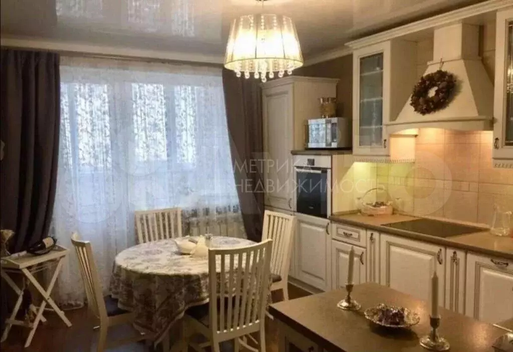 3-к. квартира, 90 м, 7/14 эт. - Фото 1