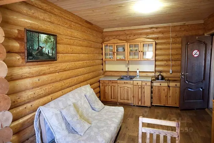Дом в Астраханская область, Ахтубинский район, с. Сокрутовка  (40 м) - Фото 1