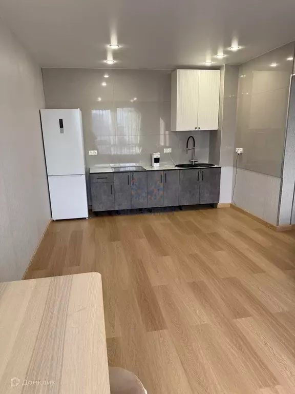Продаётся 4-к квартира, 70 м - Фото 0