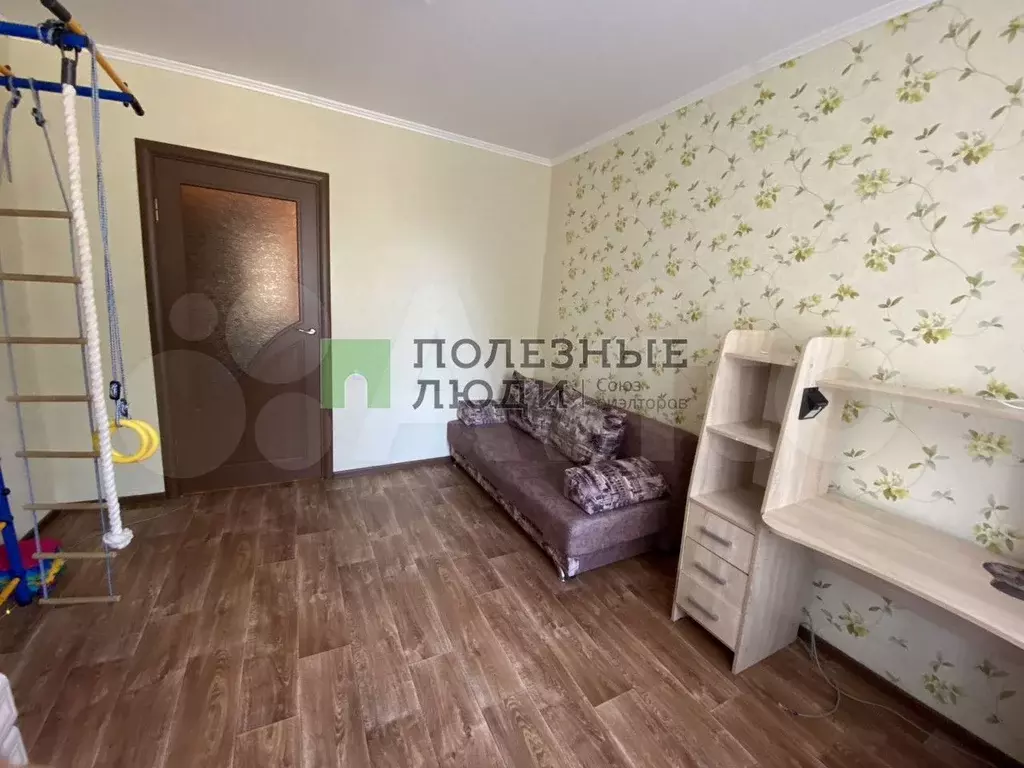 3-к. квартира, 77 м, 1/4 эт. - Фото 1