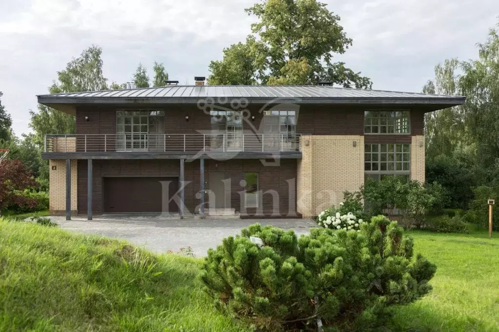 Дом в Москва № 105 кв-л,  (307 м) - Фото 1