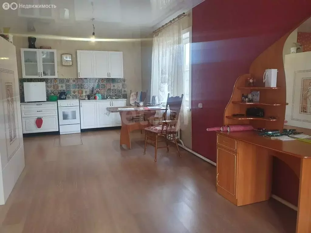 Дом в село Нижний Саянтуй, Зеркальная улица (132.9 м) - Фото 0