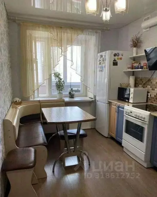 1-к кв. Тюменская область, Тюмень Пролетарская ул., 116 (34.0 м) - Фото 0