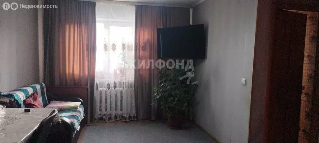 1-комнатная квартира: Норильск, Комсомольская улица, 45А (301 м) - Фото 0