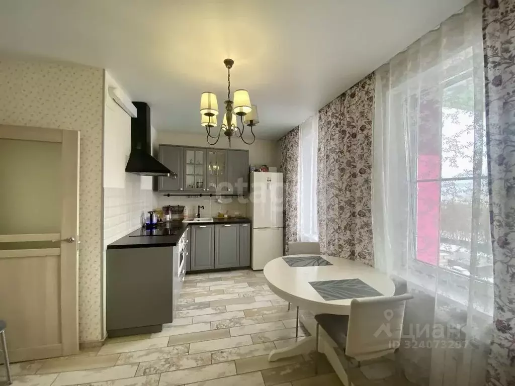 2-к кв. Красноярский край, Красноярск Николаевка мкр, ул. Пушкина, 32 ... - Фото 1