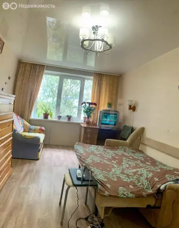 3-комнатная квартира: Златоуст, 3-й микрорайон проспекта имени Ю.А. ... - Фото 0