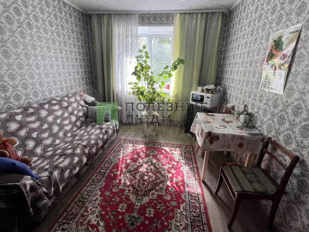 Комната 12,5 м в 2-к., 4/9 эт. - Фото 0