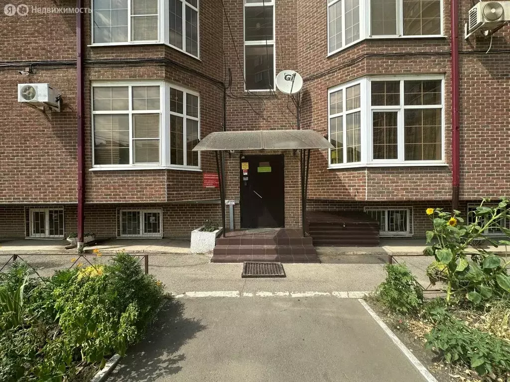 1-комнатная квартира: Краснодар, Домбайская улица, 9 (58.3 м) - Фото 1