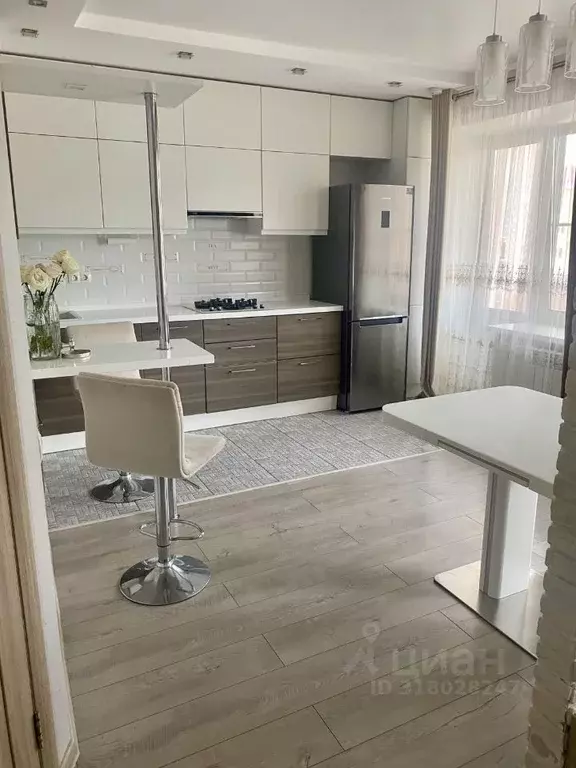 3-к кв. Ханты-Мансийский АО, Урай 1Г мкр, 10Г (93.07 м) - Фото 1