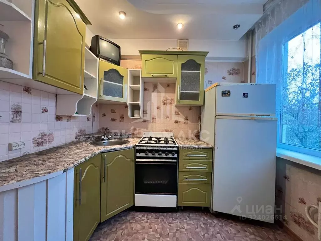 1-к кв. Брянская область, Брянск ул. Молодой Гвардии, 68 (30.0 м) - Фото 2