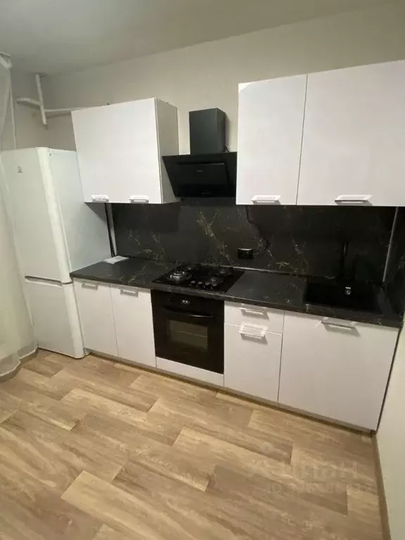 2-к кв. Удмуртия, Ижевск ул. Е.М. Кунгурцева, 4 (50.4 м) - Фото 1