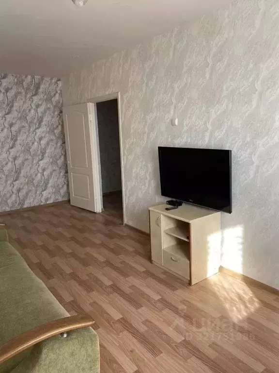 1-к кв. Татарстан, Казань Молодежная ул., 3 (32.0 м) - Фото 1