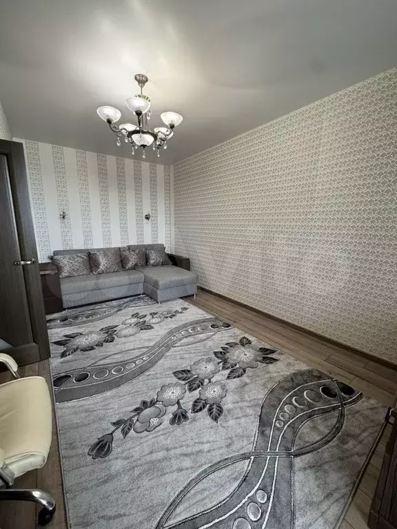 1-к. квартира, 39 м, 7/10 эт. - Фото 1