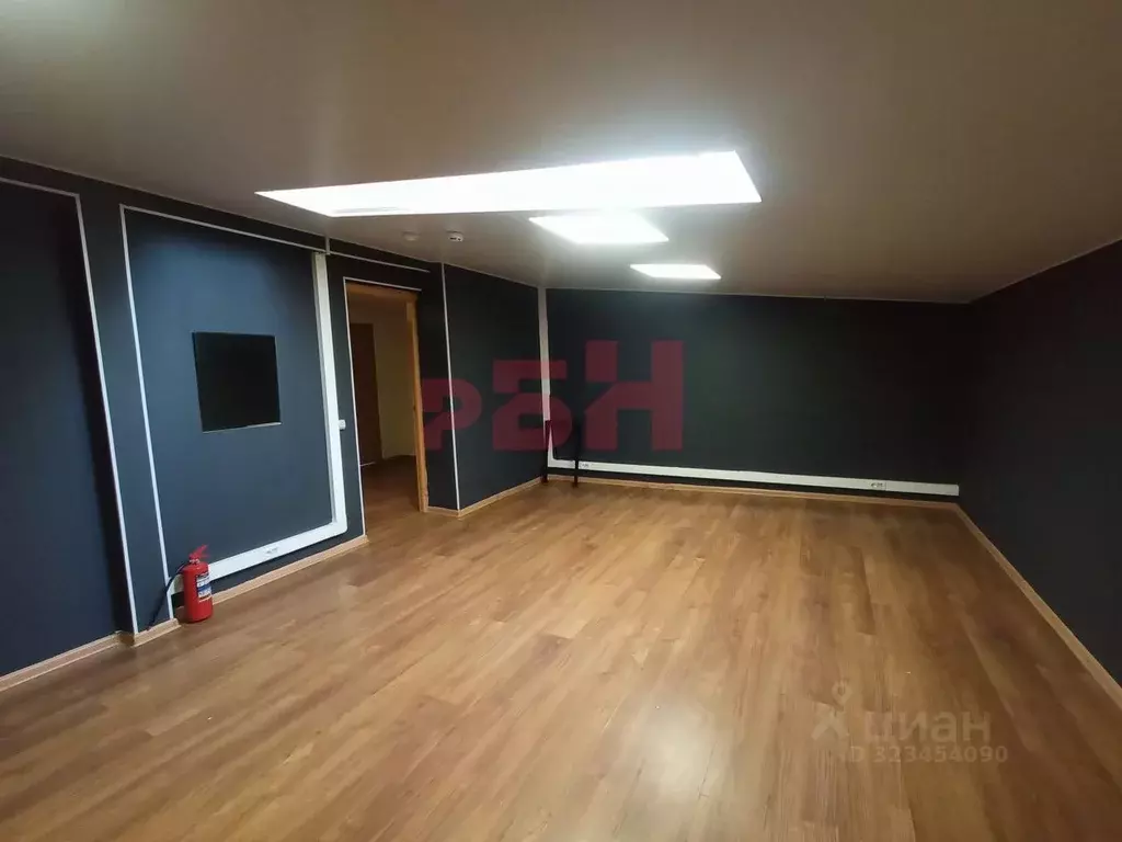 Офис в Тюменская область, Тюмень ул. Челюскинцев, 29/1 (28 м) - Фото 2