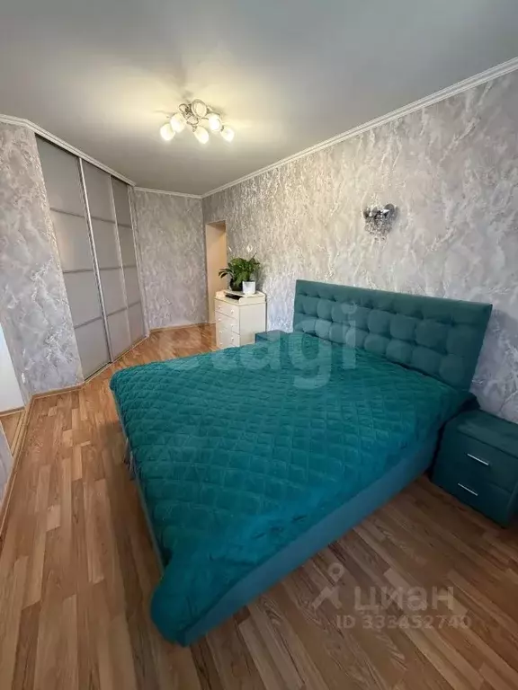 3-к кв. Белгородская область, Белгород ул. Есенина, 32 (79.2 м) - Фото 1