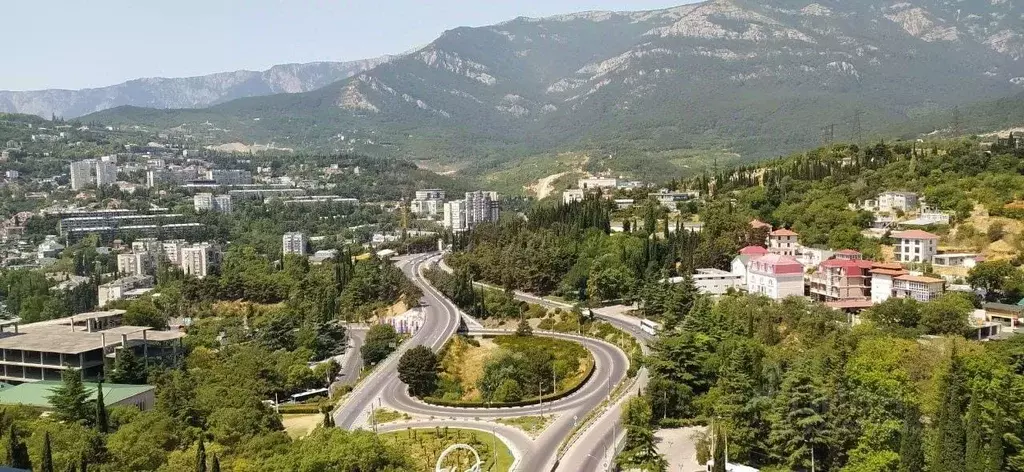 1-к кв. Крым, Ялта проезд Бакунинский, 13 (51.3 м) - Фото 1