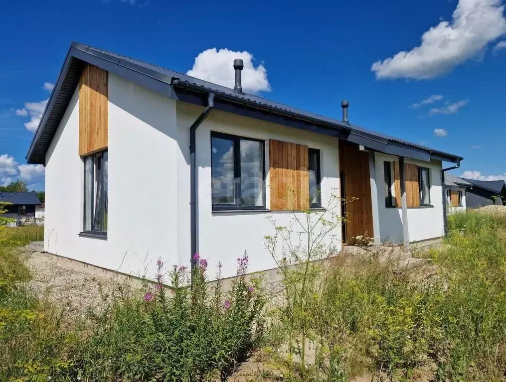 Дом в Тюменская область, Тюменский муниципальный округ, Новокаменский ... - Фото 1