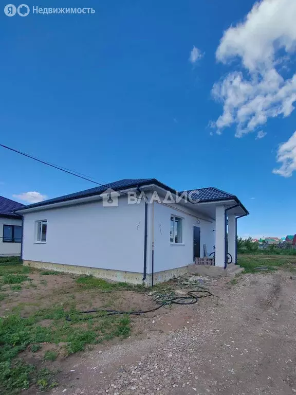 Дом в Октябрьский, Кооперативная улица (80 м) - Фото 1