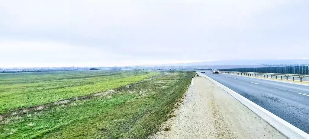 Участок в Крым, Феодосия ул. Станционная (545.55 сот.) - Фото 1