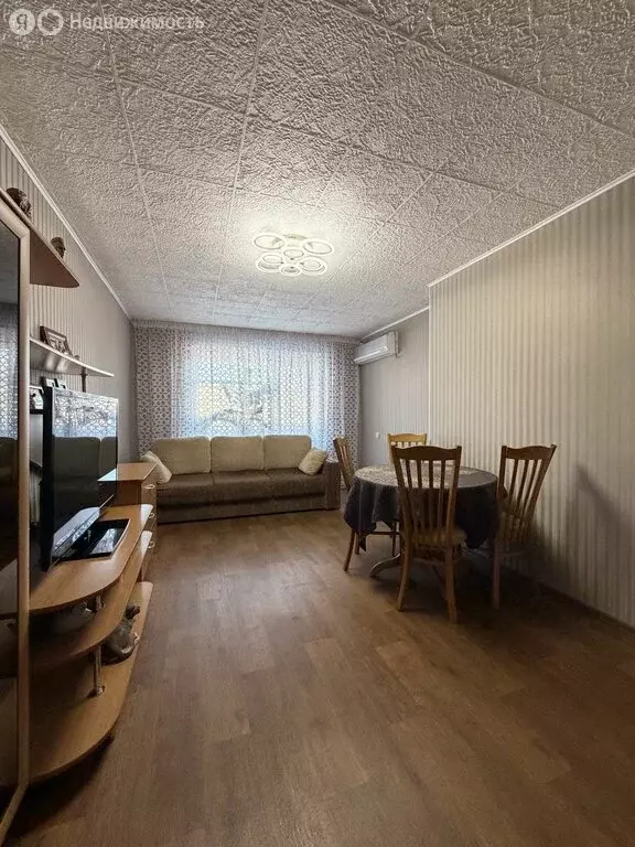 3-комнатная квартира: Вяземский, Красноармейская улица, 54А (68.9 м) - Фото 1