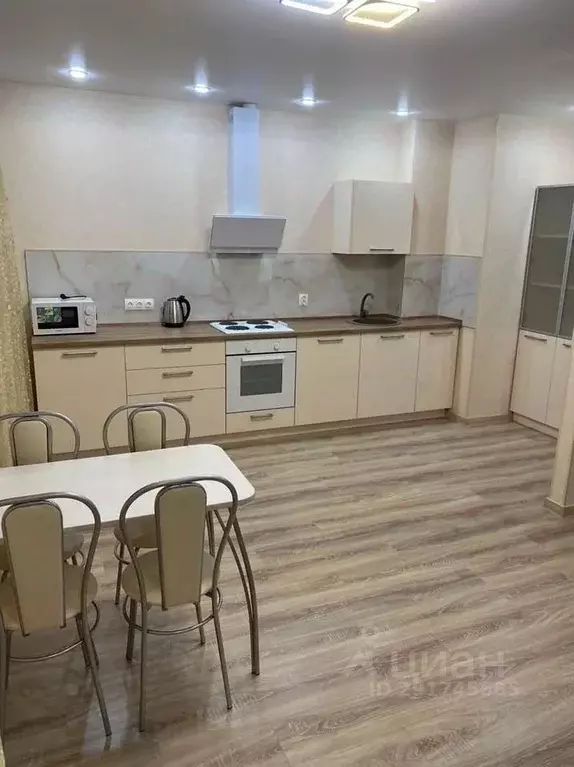2-к кв. Татарстан, Казань ул. Короленко, 28Б (52.0 м) - Фото 0