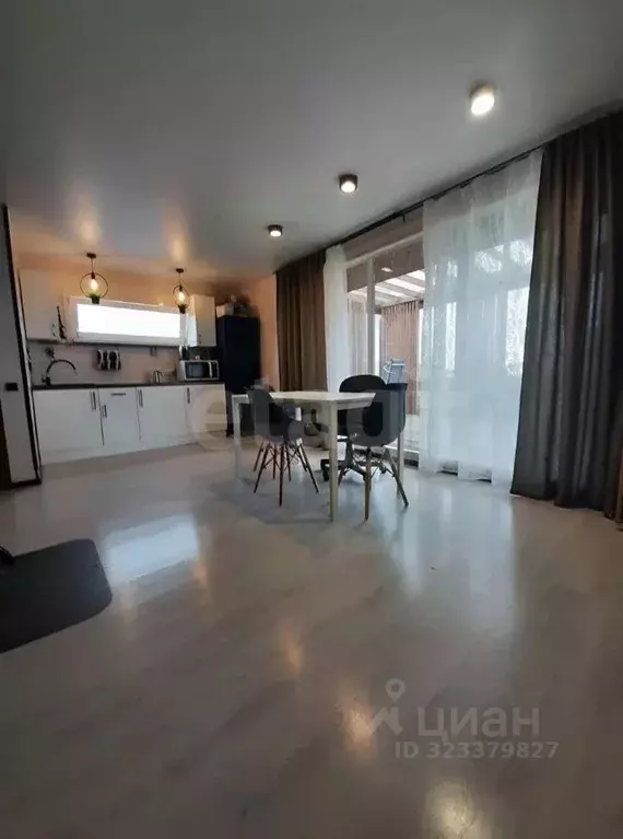 Дом в Ленинградская область, Ломоносовский район, Виллозское городское ... - Фото 1