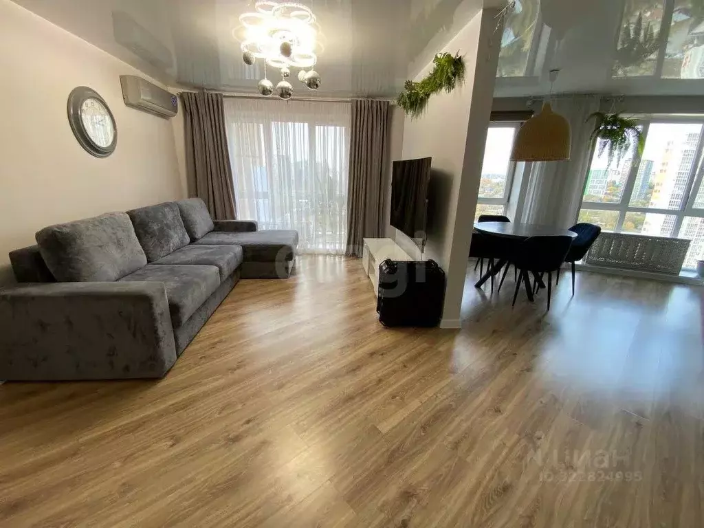 3-к кв. Башкортостан, Уфа ул. Сун-Ят-Сена, 9 (82.0 м) - Фото 2