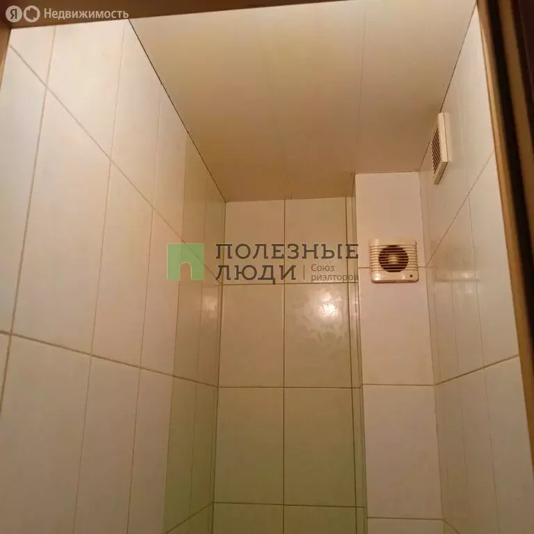 3-комнатная квартира: Орёл, Полесская улица, 8 (64.4 м) - Фото 1