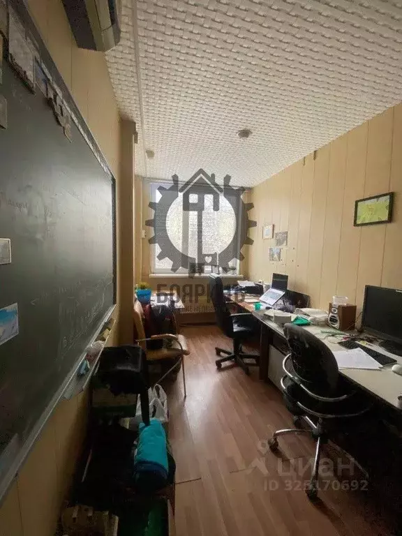 Офис в Свердловская область, Екатеринбург ул. Владимира Высоцкого, 18 ... - Фото 1