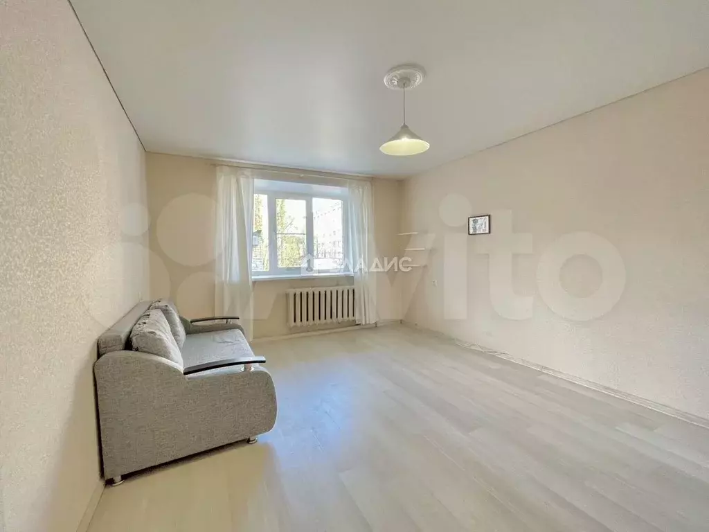 1-к. квартира, 32 м, 1/9 эт. - Фото 0
