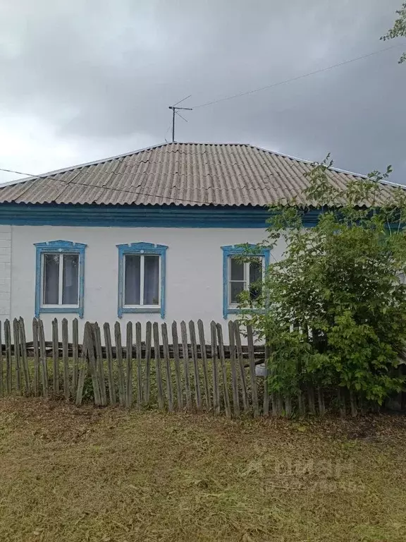 Дом в Кемеровская область, Промышленновский муниципальный округ, пос. ... - Фото 1