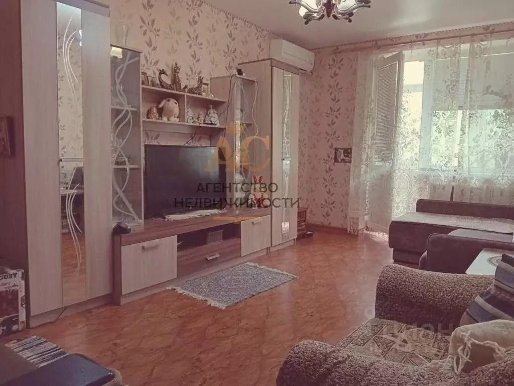 3-к кв. Крым, Феодосия ул. Гарнаева, 63Е (70.2 м) - Фото 0