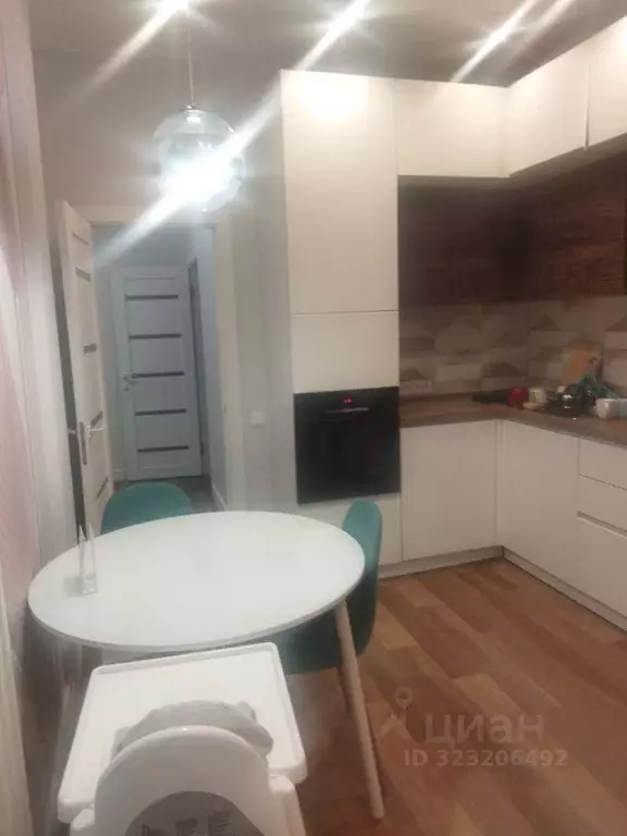 2-к кв. Омская область, Омск ул. Булгакова, 3 (63.0 м) - Фото 2