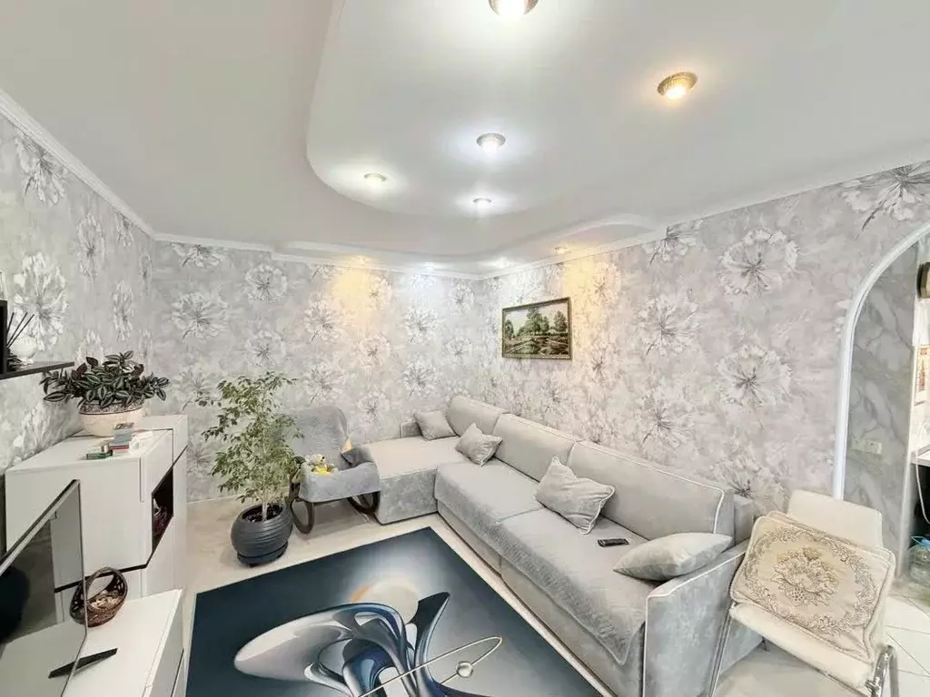 3-к кв. Крым, Симферопольский район, пос. Школьное ул. Мира (68.7 м) - Фото 2