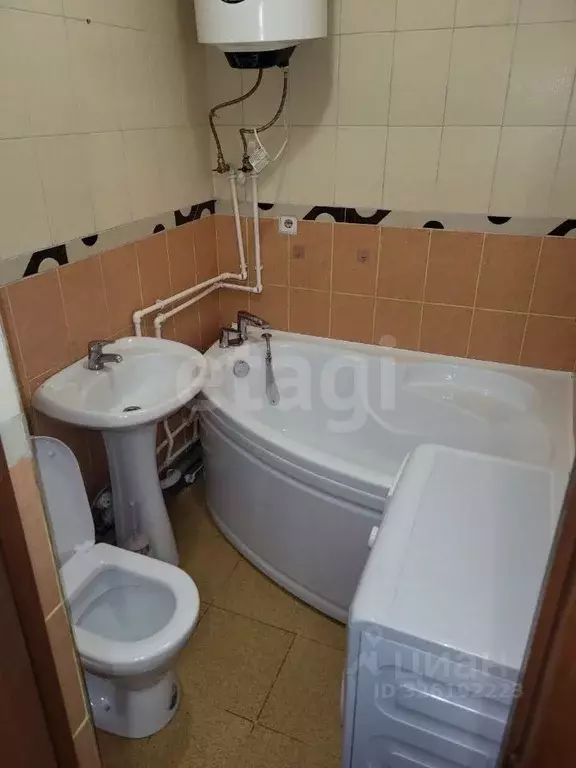 1-к кв. Липецкая область, Липецк ул. Космонавтов, 32 (32.0 м) - Фото 1