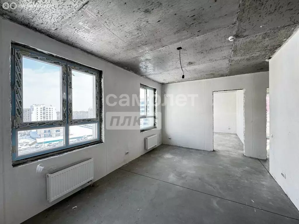 3-комнатная квартира: микрорайон Рощино, улица Александра Федоровича, ... - Фото 1