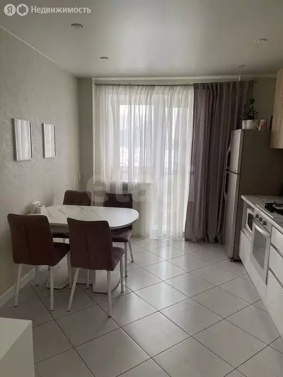 2-комнатная квартира: Омск, улица Крупской, 8/1 (62.3 м) - Фото 2