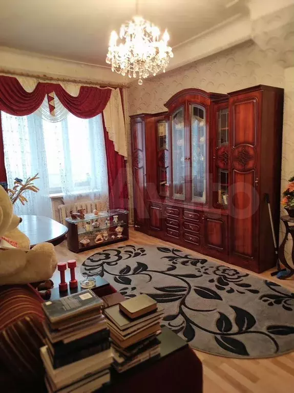 3-к. квартира, 72 м, 2/4 эт. - Фото 0